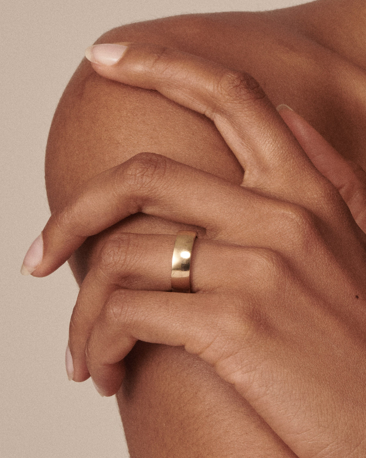 [text overlay: 6mm Bold Classic Ring]