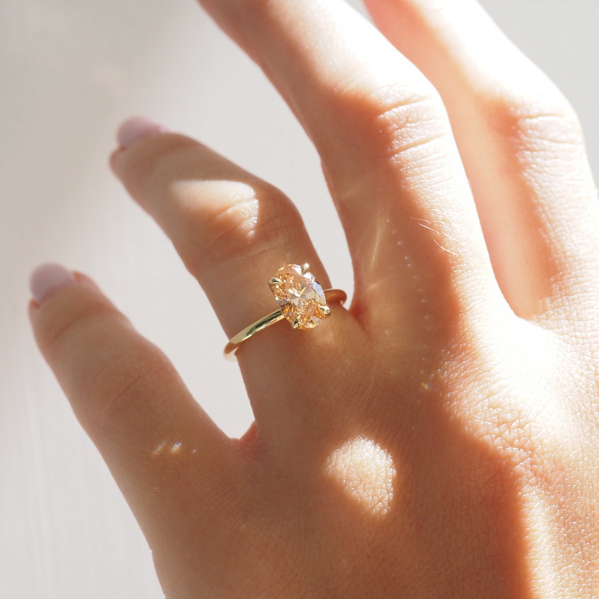 Champagne Oval | 1.5ct Solitaire Engagement Ring