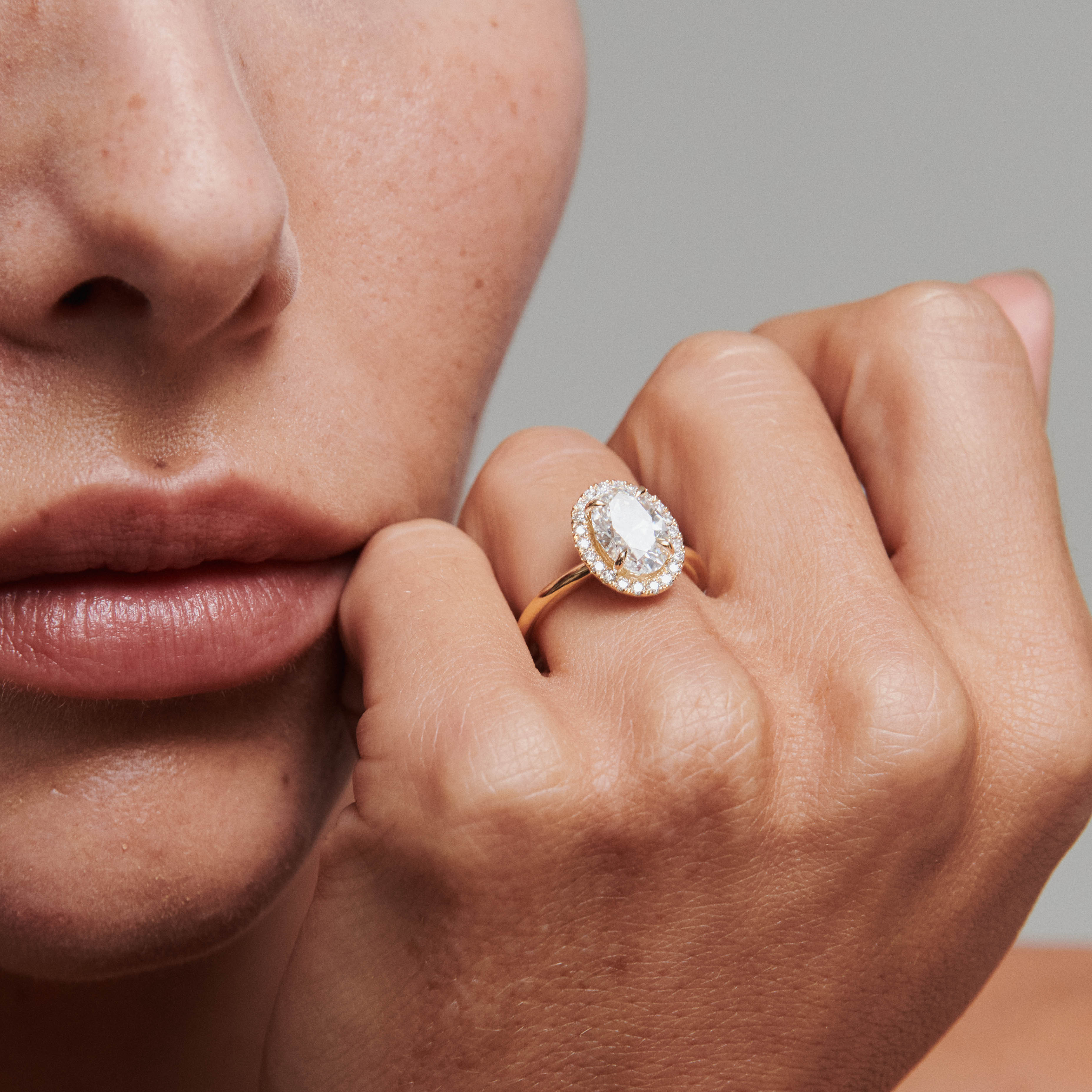 Harlow | 2ct Oval Solitaire Lab-Grown Diamond Ring with Diamond Halo