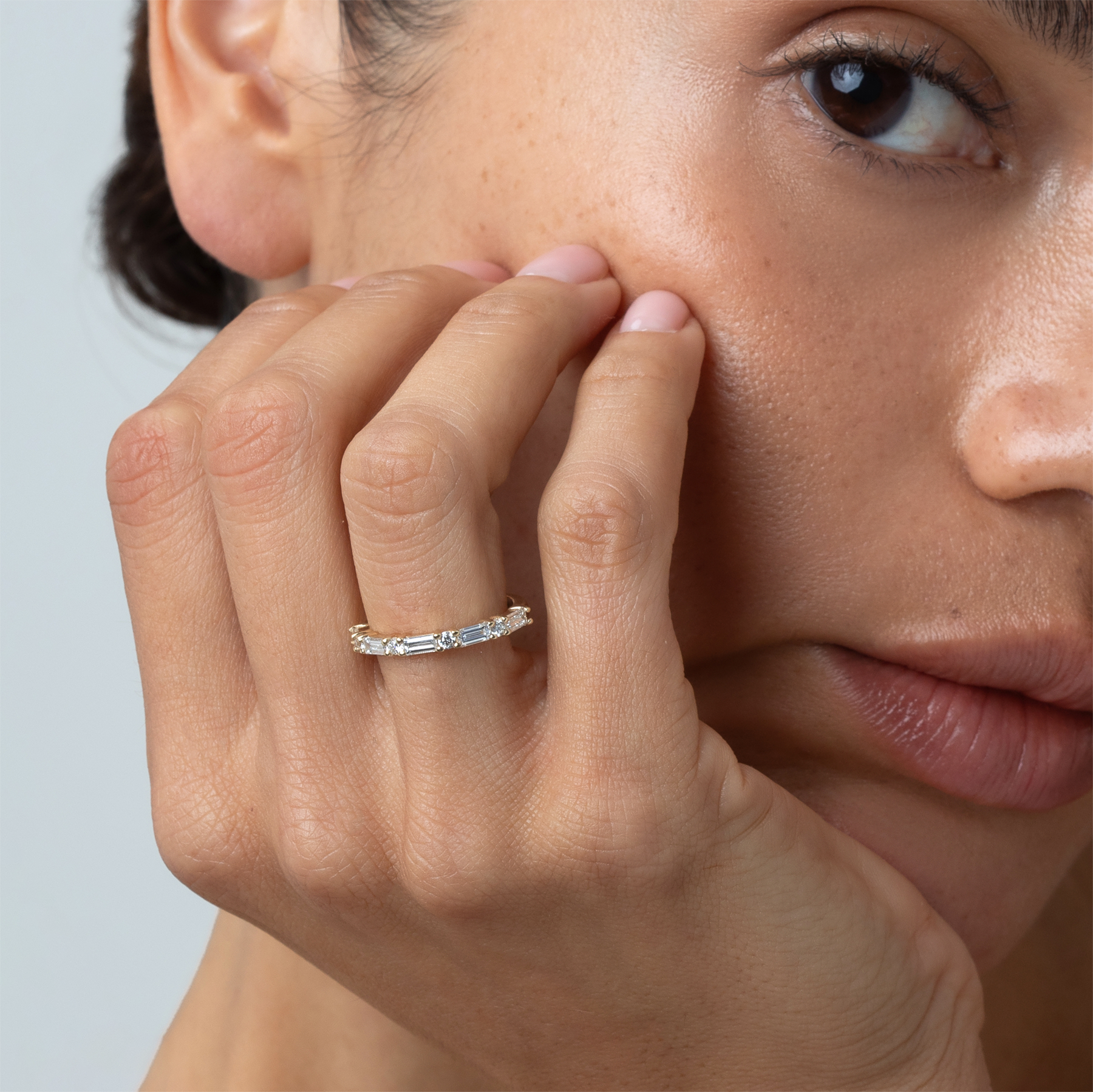 Elodie Ring | Round & Baguette Diamond Ring