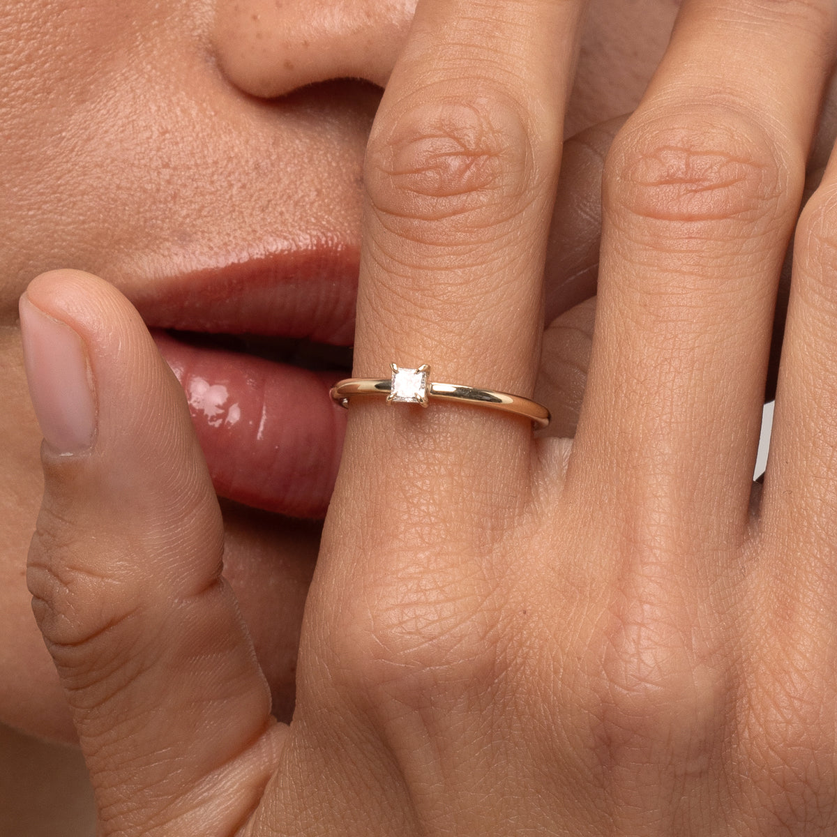 Princess cut lab-grown diamond