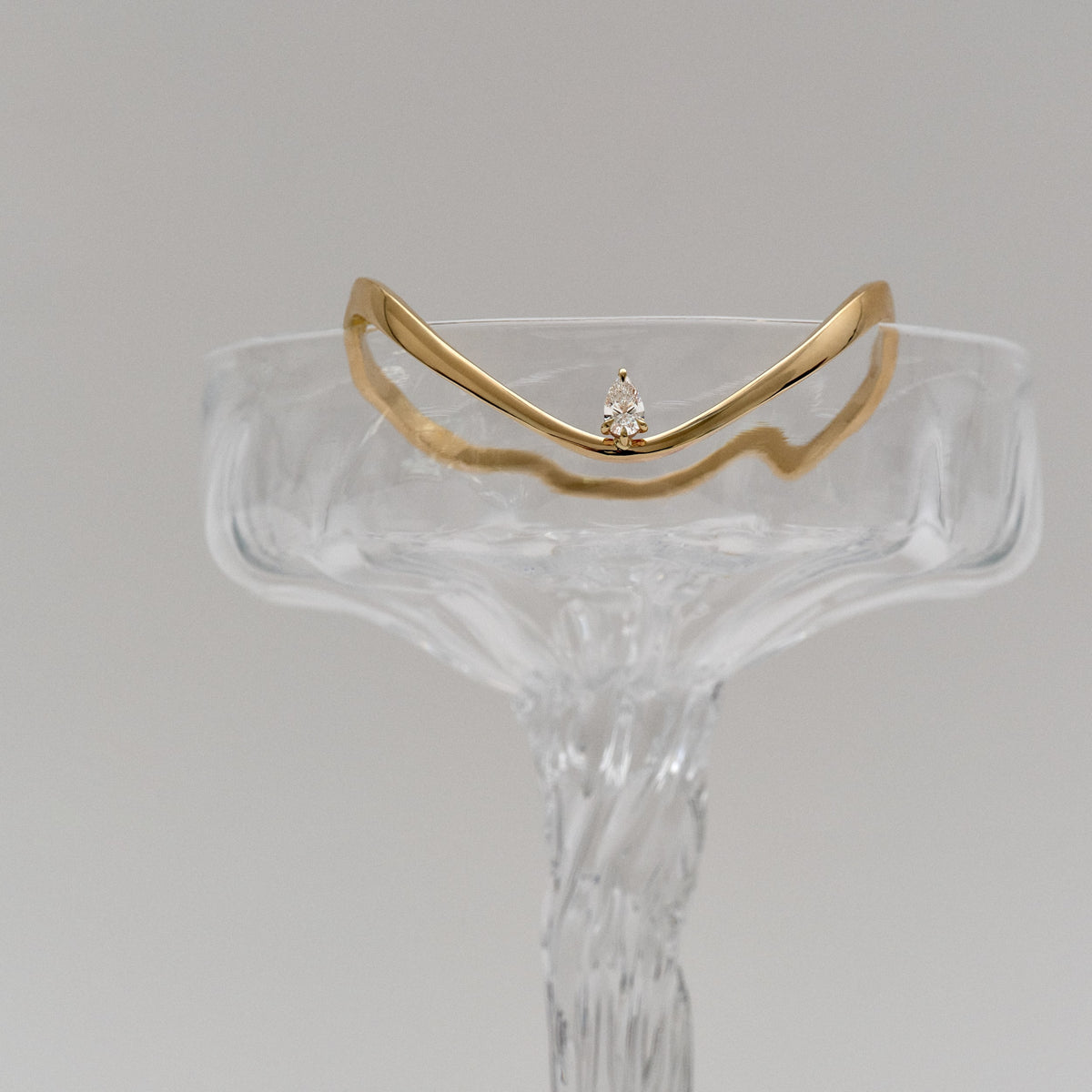 Piece 5 | The Forme Diamond Bangle