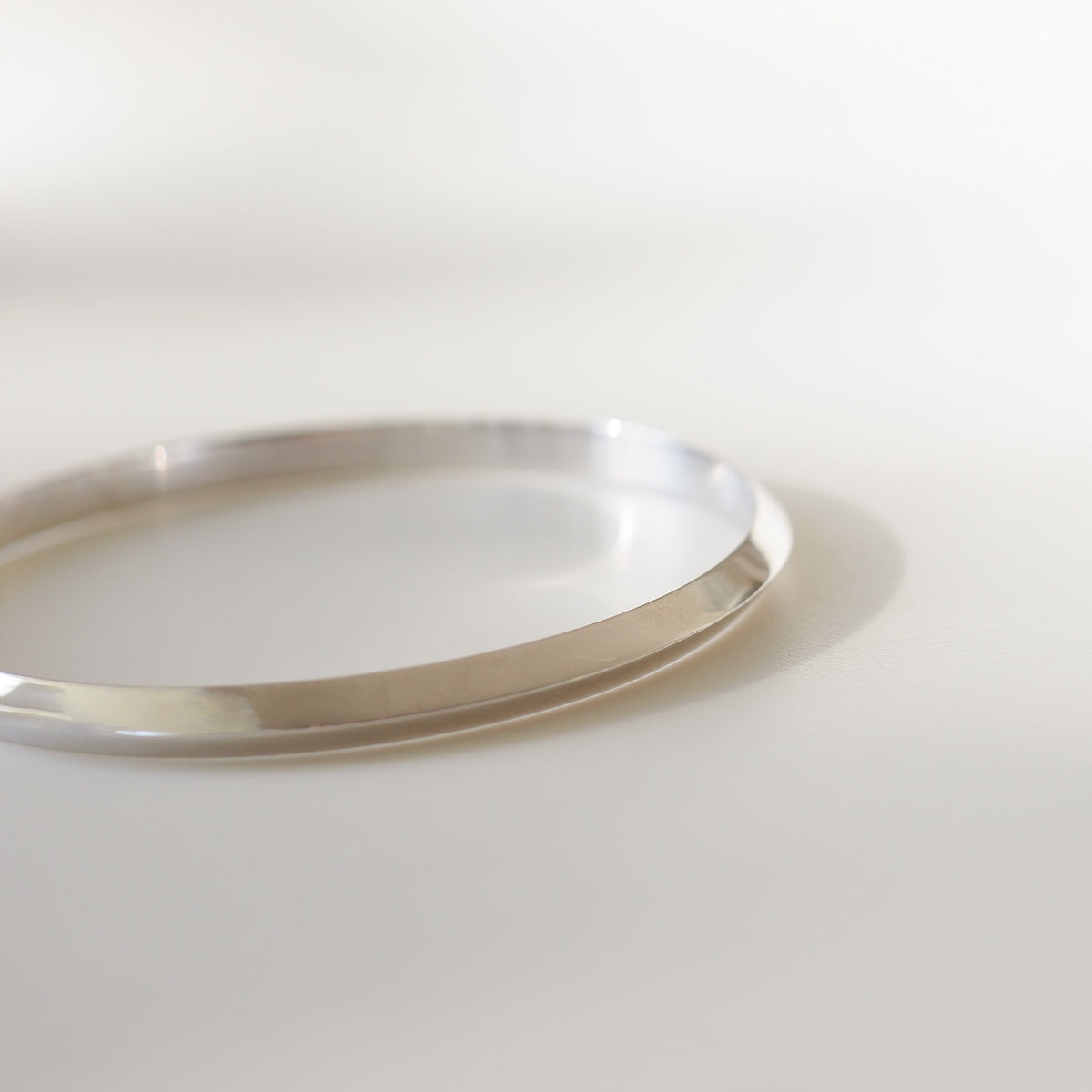 Knife Edge Bangle | Archive Solid Gold Bangle