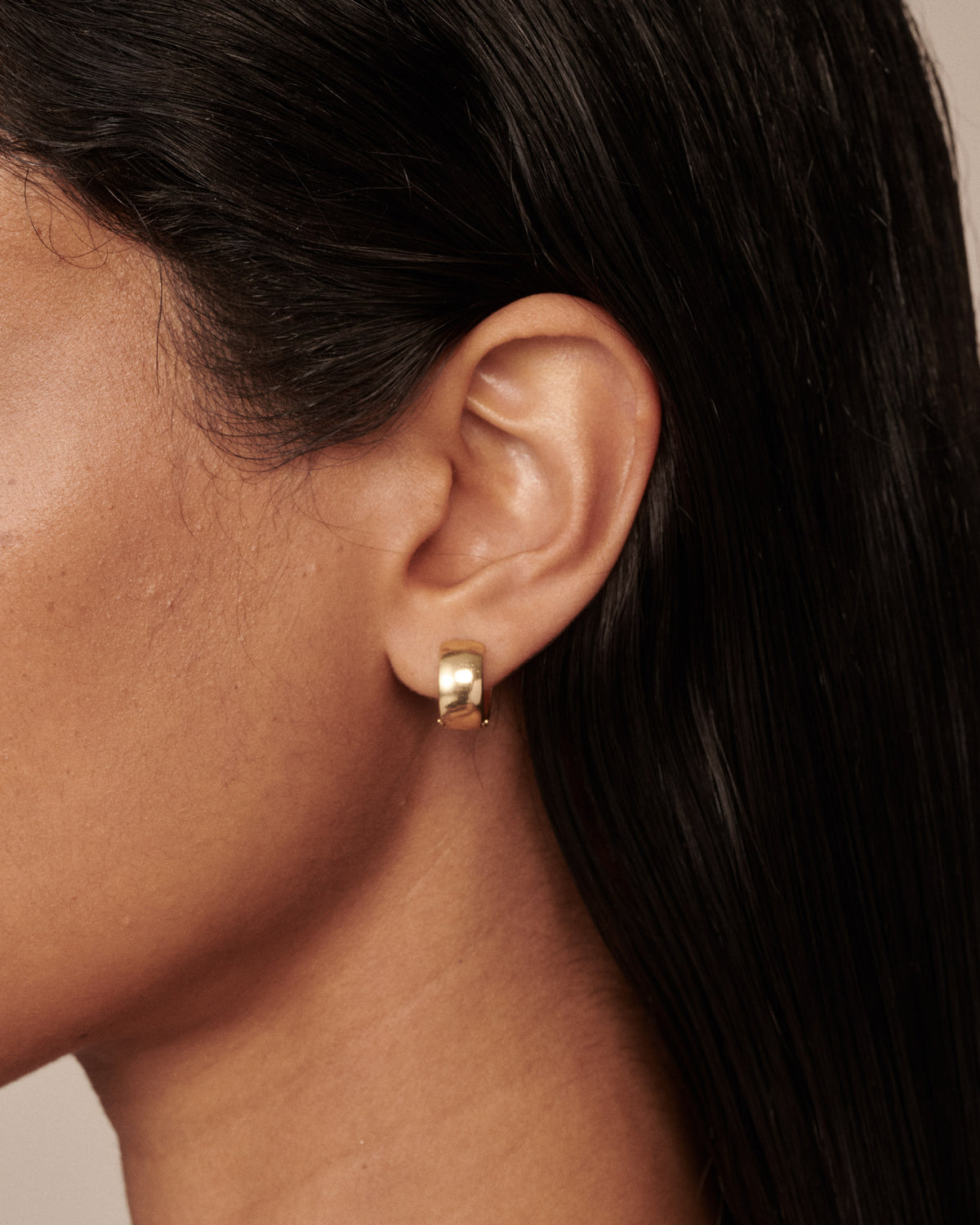 Bold Huggies | Solid Gold Hoop Earrings