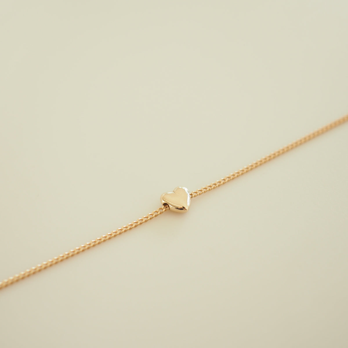Puffed Heart Bracelet | Sliding Charm Bracelet